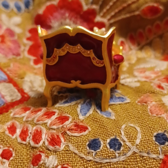 Jay Strongwater - Picture 3 of 5